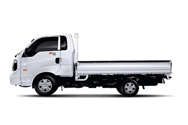 Kia K2700. The refreshed K-series truck